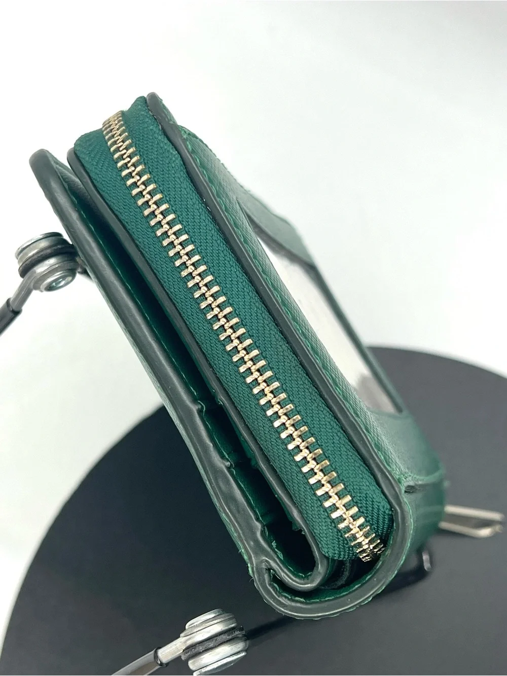 Kate Spade New York Green Zip Around Wallet Coin Purse Compact Wallet